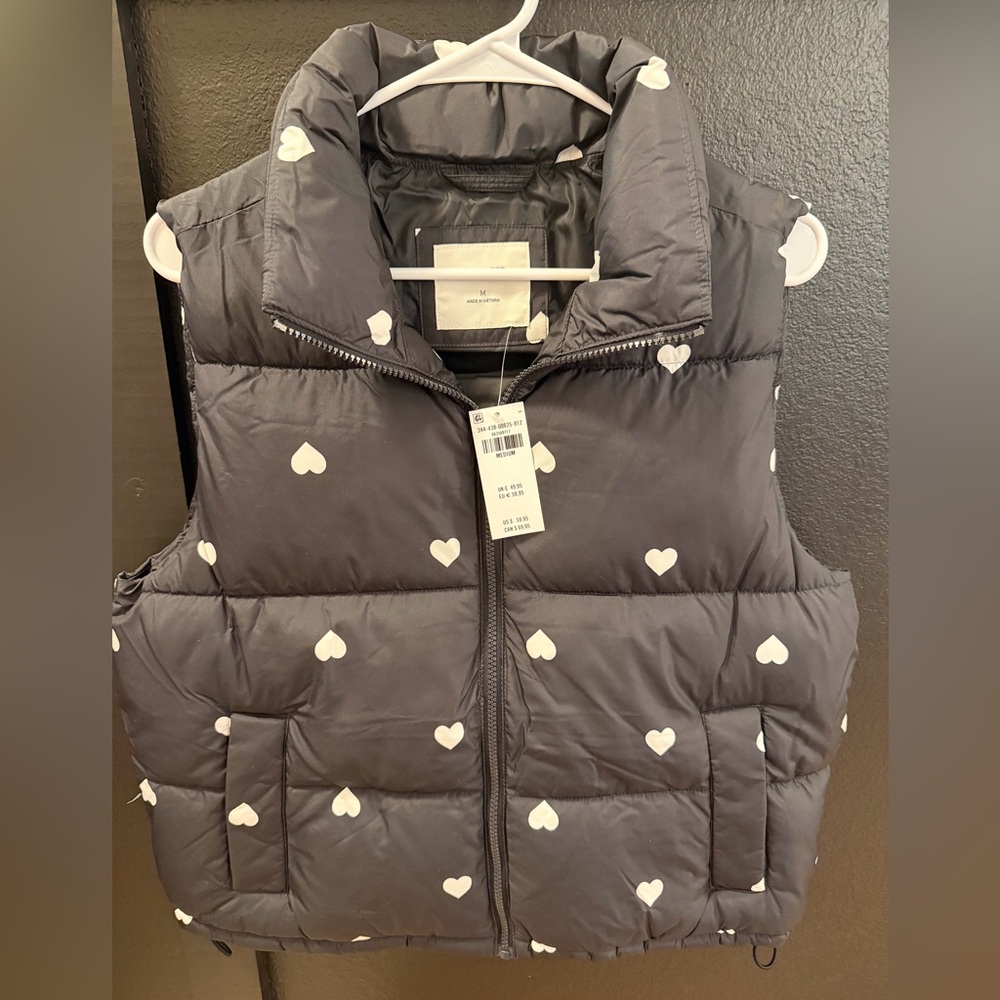 Hollister Black Heart Puffer Vest